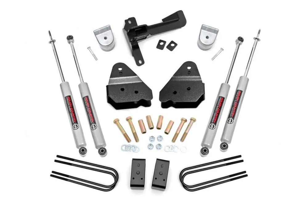 3 Inch Suspension Lift Kit 17-20 F-250 4WD Rough Country Must Have
